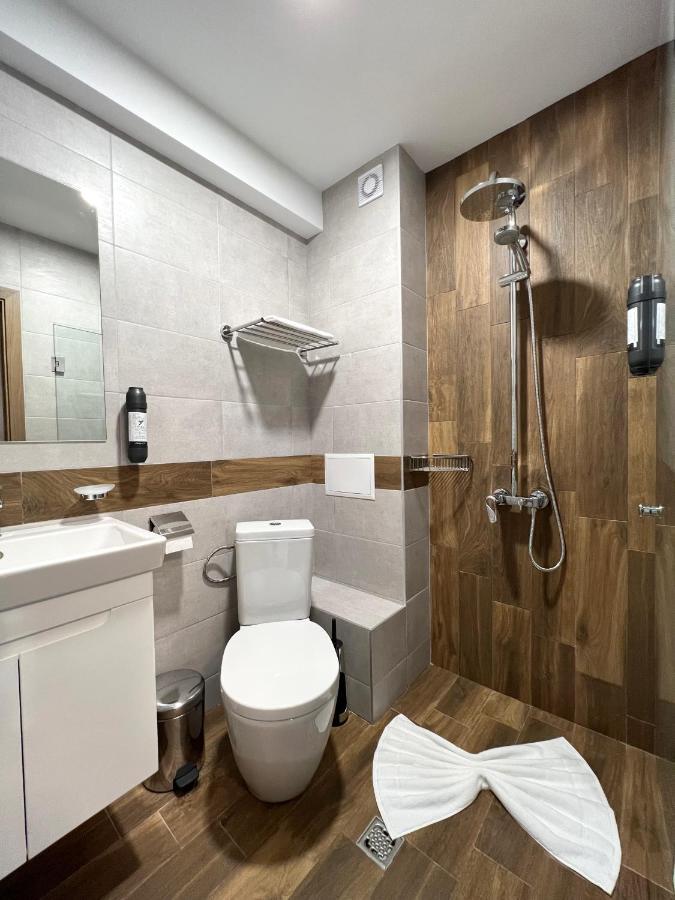 Хотел Bliss Kazichene Exteriör bild